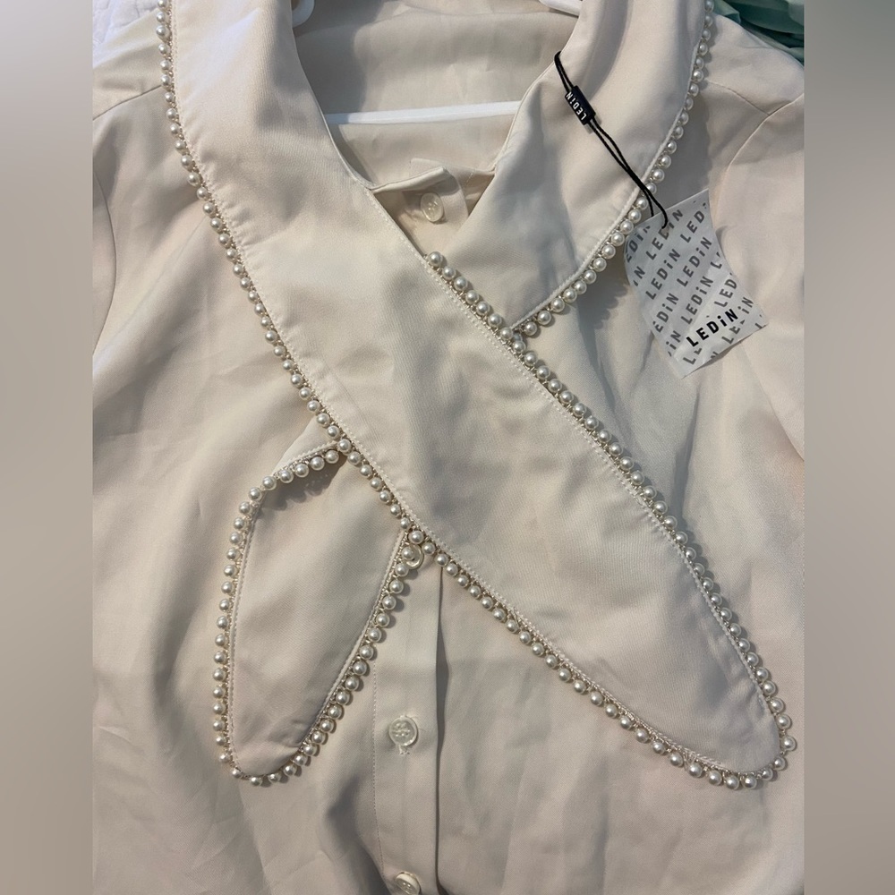 Ledin Collared Tie Pearl Design Long Sleeve Blouse - Picture 3 of 6
